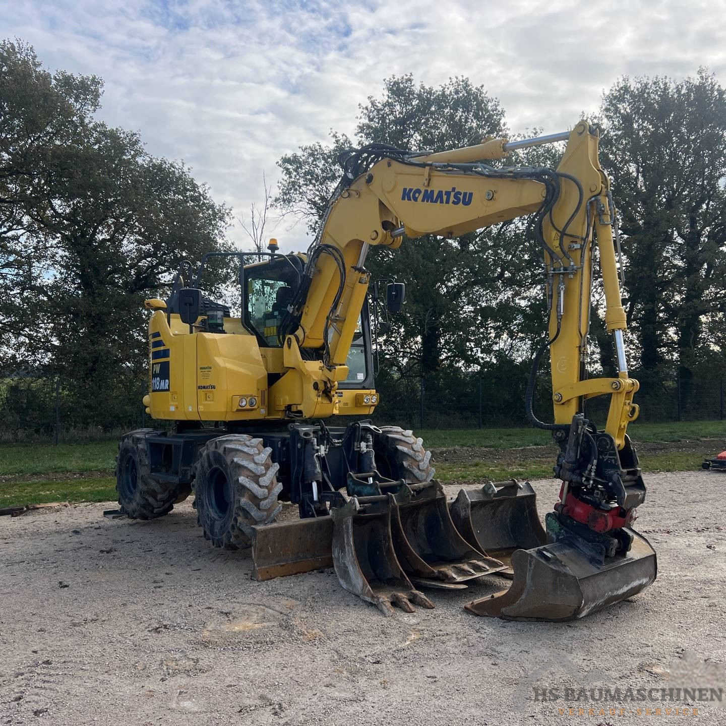 Komatsu PW118MR-11