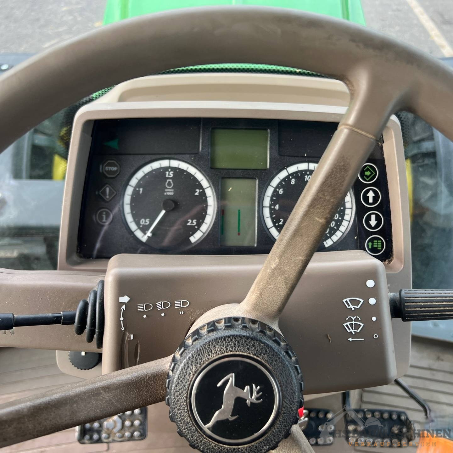 John Deere 6120M – Bild 6