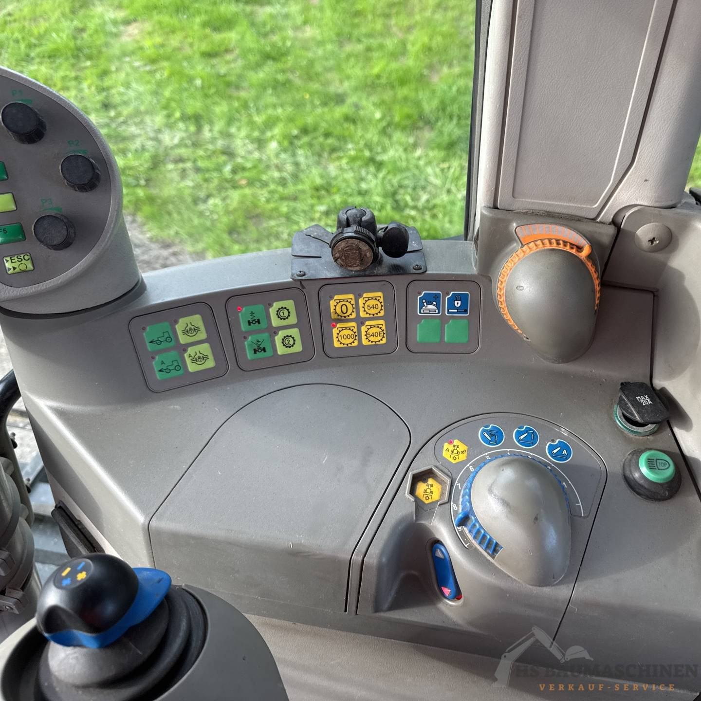 Fendt 412 Vario TMS – Bild 7