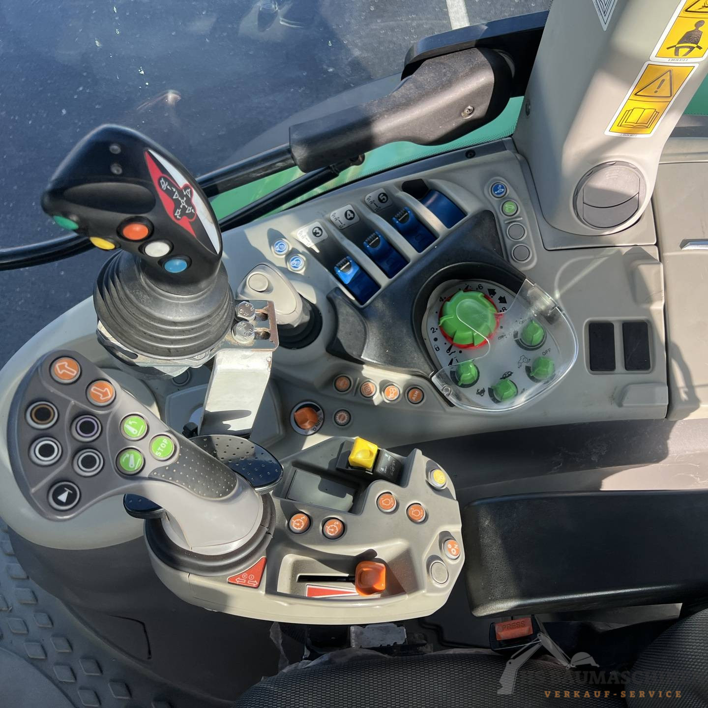 Deutz-Fahr 6130 TTV – Bild 6